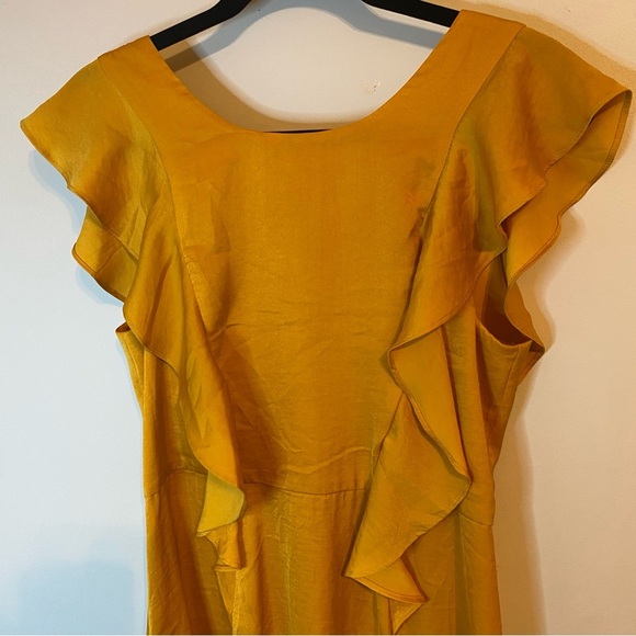 BCBGeneration Asymmetrical Yellow/Gold/Mustard Dress Size 6 - Picture 2 of 11